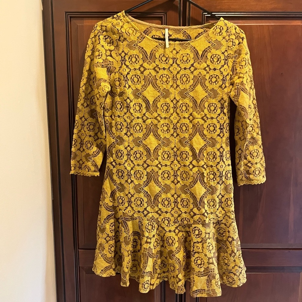 Free People Sheer Gold Lace Tunic Lined Bodice - 0